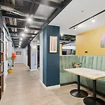 Apartament For Students Only - Pennine House In *
