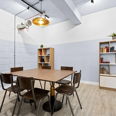 For Students Only - Pennine House In Appartamento *