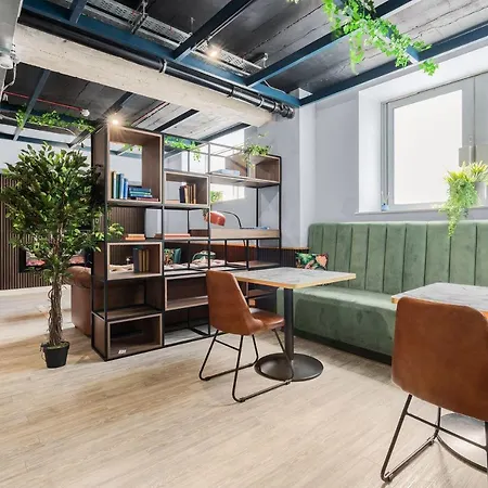 Apartment For Students Only - Pennine House In