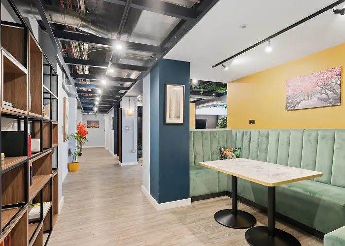 Apartment For Students Only - Pennine House In *