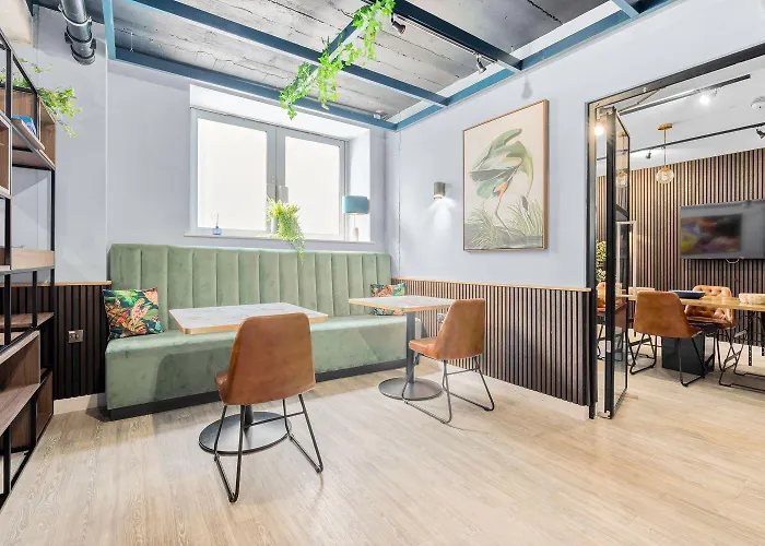 For Students Only - Pennine House In Leeds (West Yorkshire)