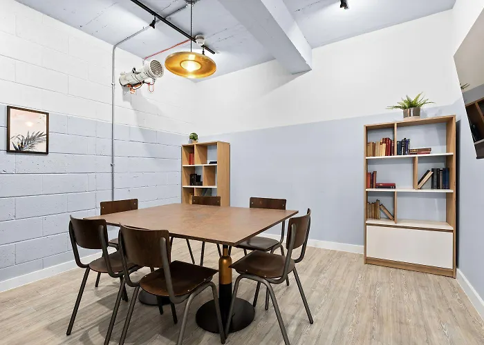 For Students Only - Pennine House In Apartment *