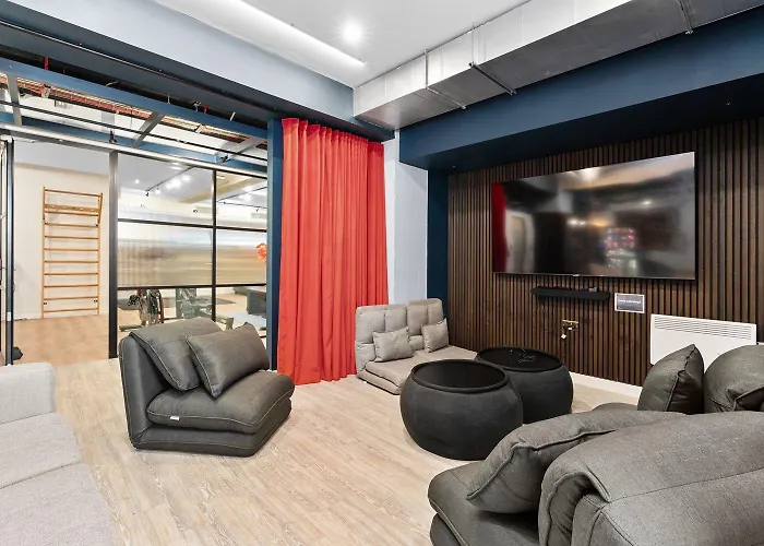 For Students Only - Pennine House In