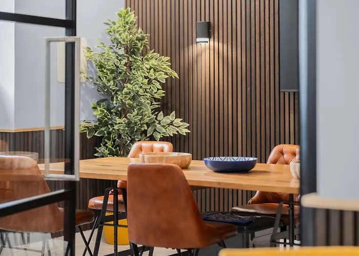 For Students Only - Pennine House In * Leeds (West Yorkshire)