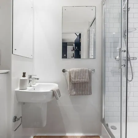 For Students Only - Pennine House In * Λιντς